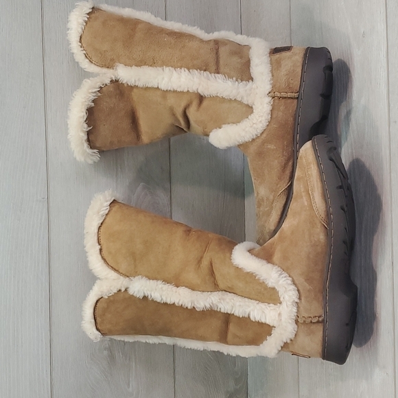 Ugg Australia Women Tall Winter Sheepskin Boots shoes sz 6 - Picture 7 of 13